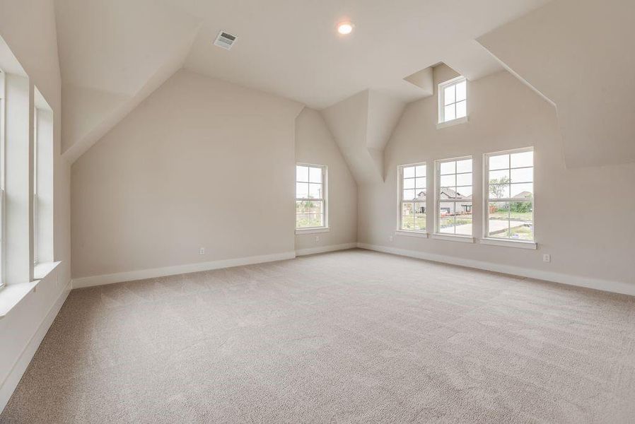 Spacious, unfurnished interior of a new home in Grand Estates of Anna, Anna (Image 28).