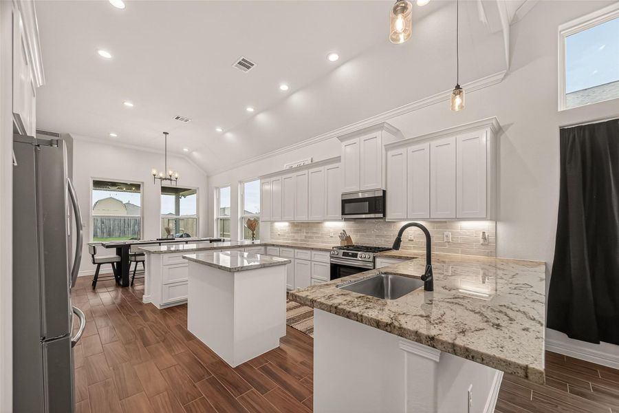 Furnished interior view inside a new home in , Anahuac (Image 26).