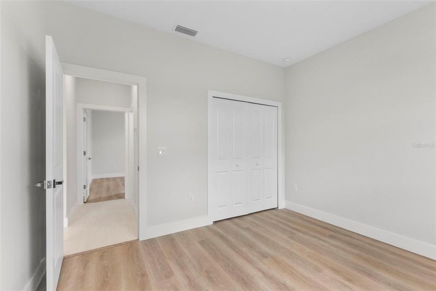 Spacious, unfurnished interior of a new home in , North Port (Image 31).