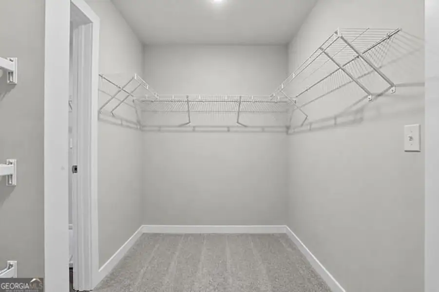 Spacious, unfurnished interior of a new home in The Manor at Gainesville Township, Gainesville (Image 18).