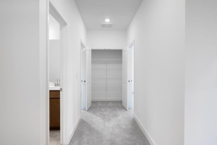 Spacious, unfurnished interior of a new home in Bennett Farm, Loganville (Image 19).