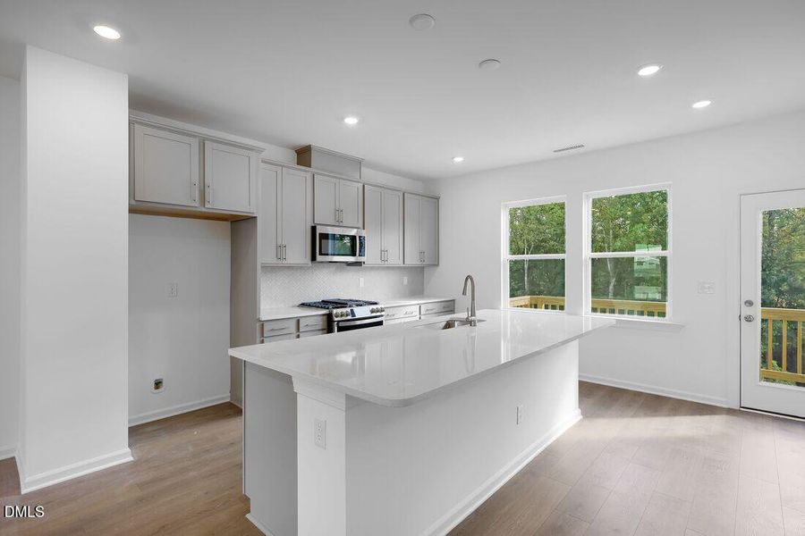 greystone-kitchen-03