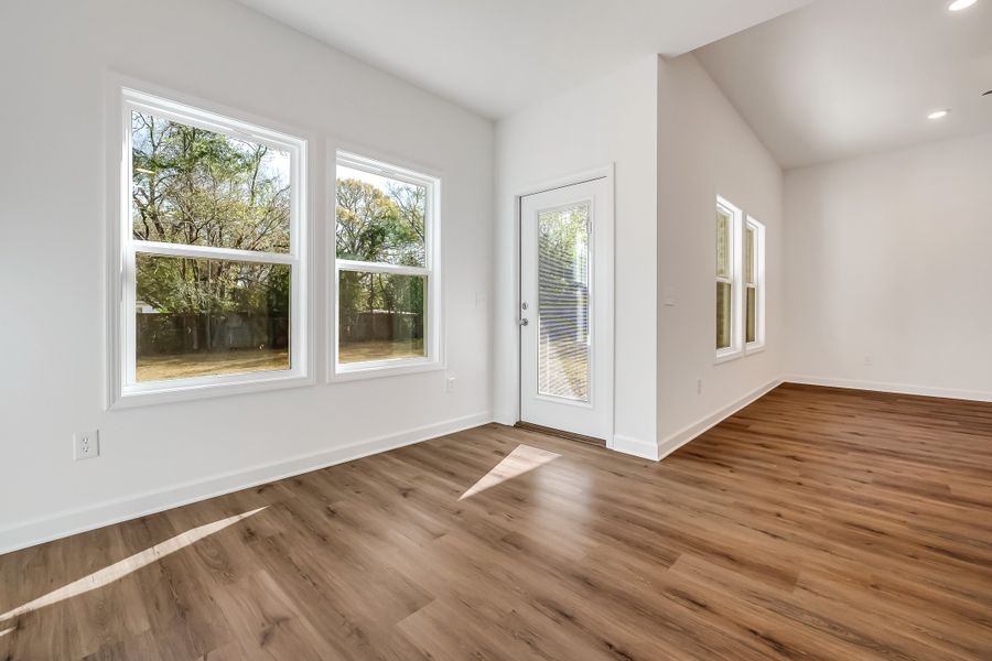 Spacious, unfurnished interior of a new home in Barton's Bend, Crestview (Image 38). Spacious, unfurnished interior of a new home in Barton's Bend, Crestview (Image 38).