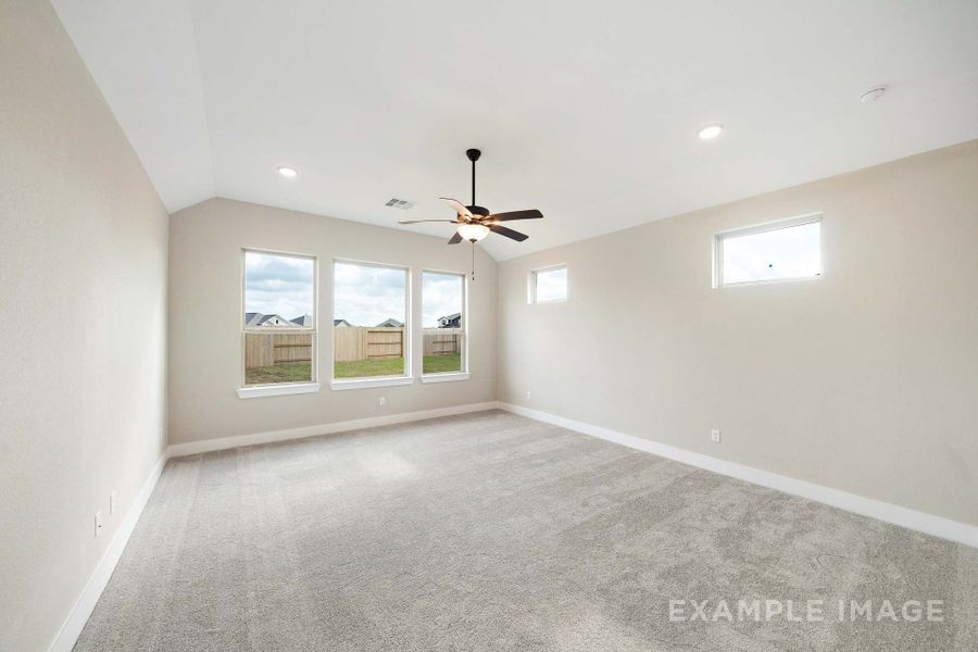 Representative unfurnished interior of a home built from the The Elizabeth by Davidson Homes LLC in Lago Mar, Texas City (Image 27).