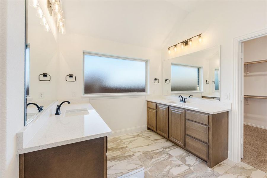 Furnished interior view inside a new home in Maplewood, Glenn Heights (Image 15).