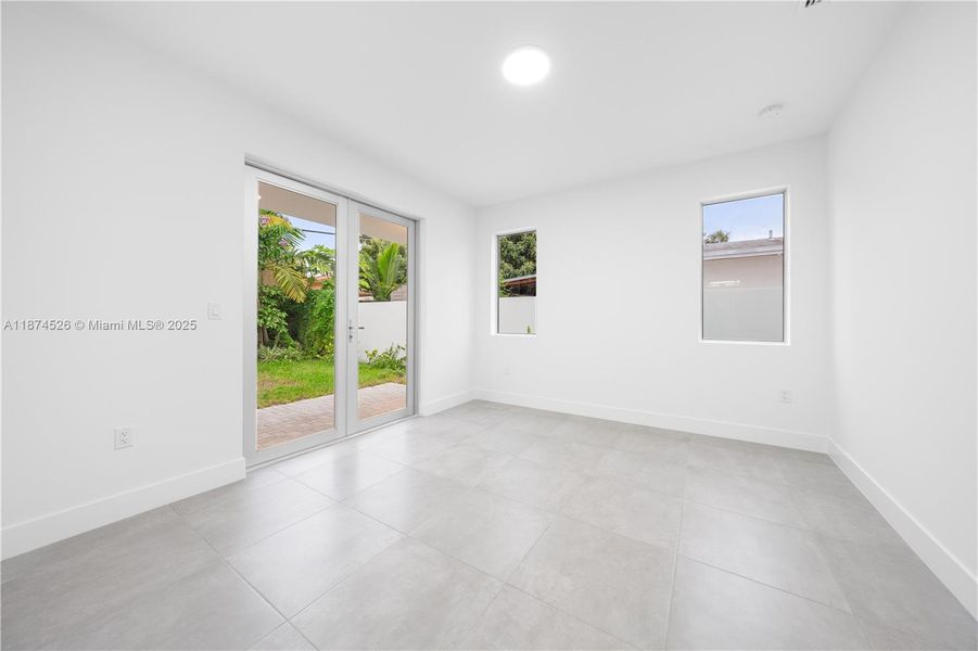 Spacious, unfurnished interior of a new home in , Miami (Image 54).