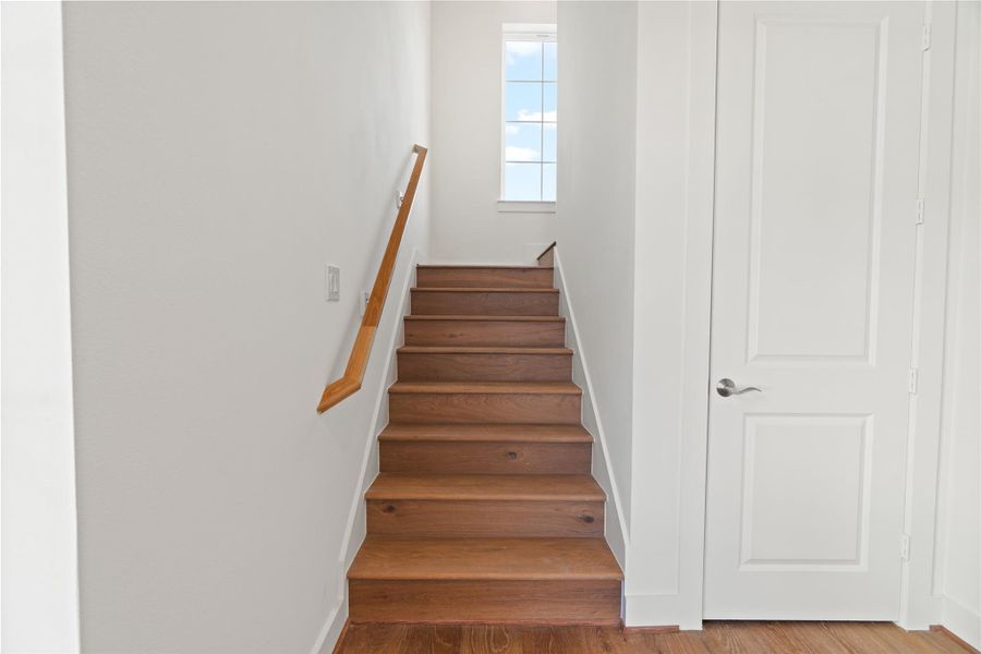 Spacious, unfurnished interior of a new home in , Houston (Image 15).