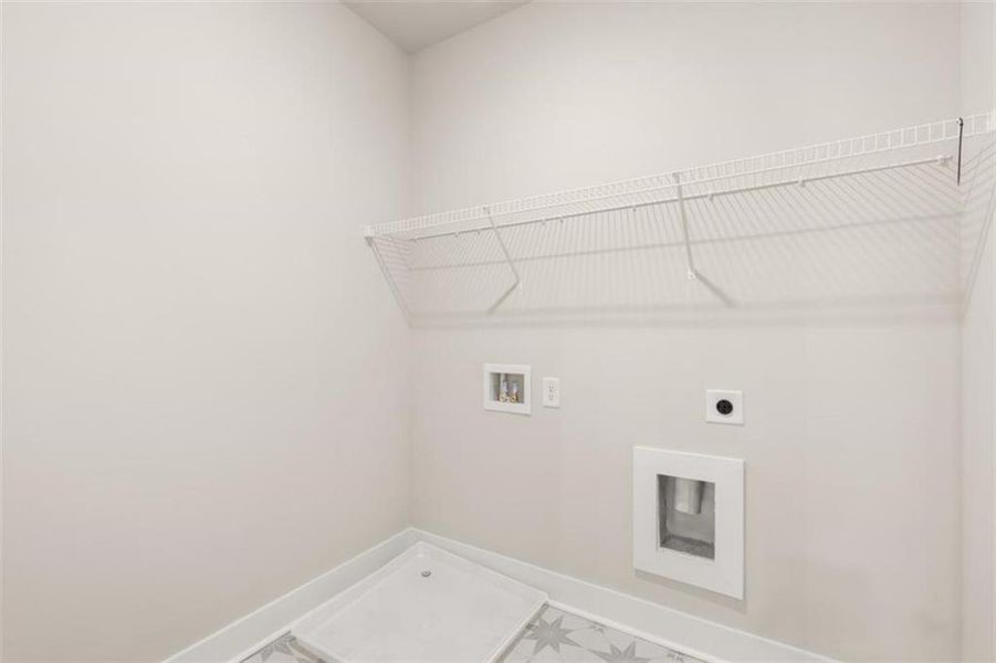 Spacious, unfurnished interior of a new home in Traditions of Braselton, Jefferson (Image 23).