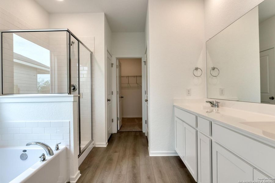 Furnished interior view inside a new home in Meadows at Hennersby Hollow 40's, San Antonio (Image 15).