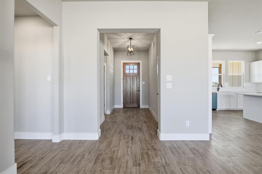 Spacious, unfurnished interior of a new home in Zion Valley, Springtown (Image 23).