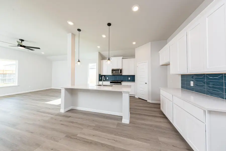 Photos are a representation of the floor plan. Options and interior selections will vary. Photos are a representation of the floor plan. Options and interior selections will vary.