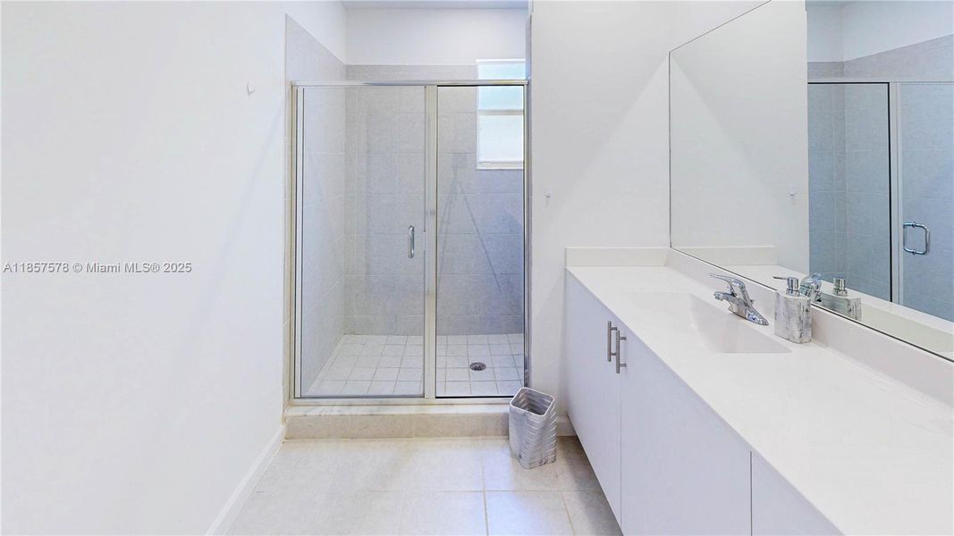 Furnished interior view inside a new home in , Homestead (Image 6).