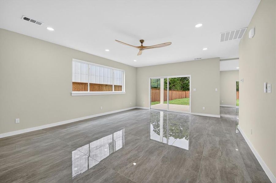 Spacious, unfurnished interior of a new home in , Irving (Image 25). Spacious, unfurnished interior of a new home in , Irving (Image 25).