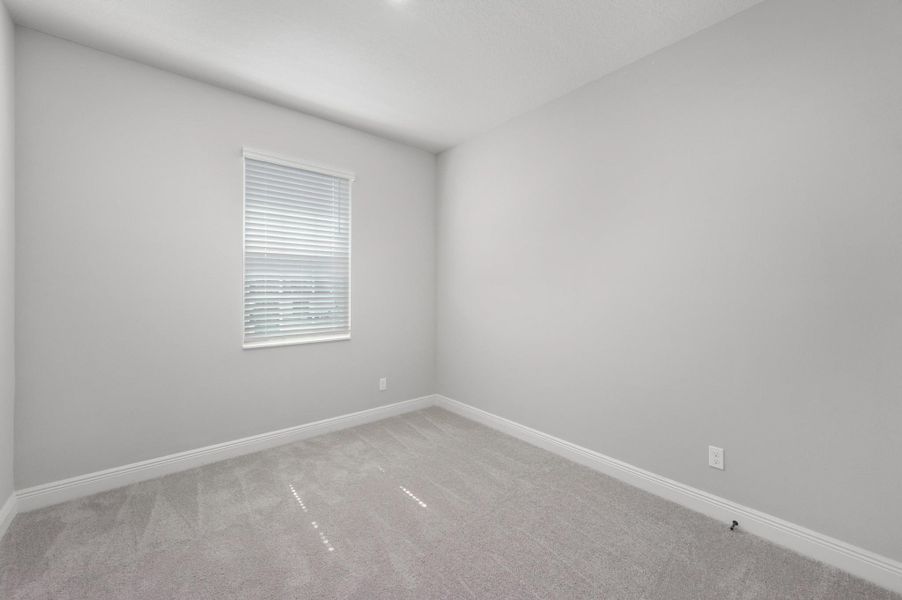 Spacious, unfurnished interior of a new home in Celebration Pointe, Fort Pierce (Image 14).