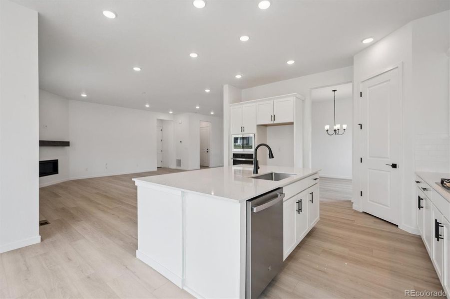 Image 25 of a home in The Aurora Highlands.