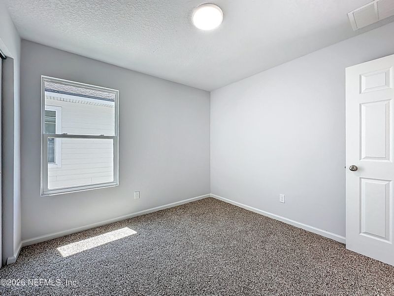 Spacious, unfurnished interior of a new home in , Jacksonville (Image 14).