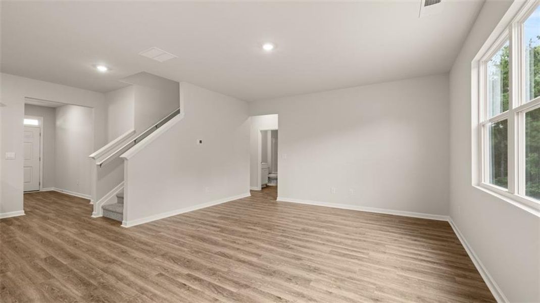 Spacious, unfurnished interior of a new home in Cedar Ridge - Locust Grove Station, Locust Grove (Image 24).