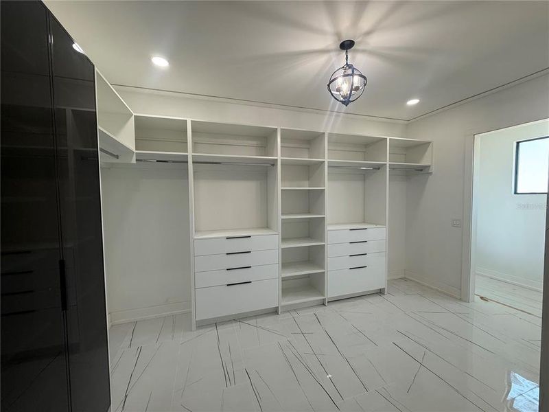 Image 59 of a home in .