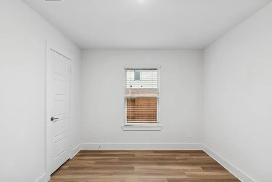 Spacious, unfurnished interior of a new home in Sorella, Tomball (Image 8). Spacious, unfurnished interior of a new home in Sorella, Tomball (Image 8).