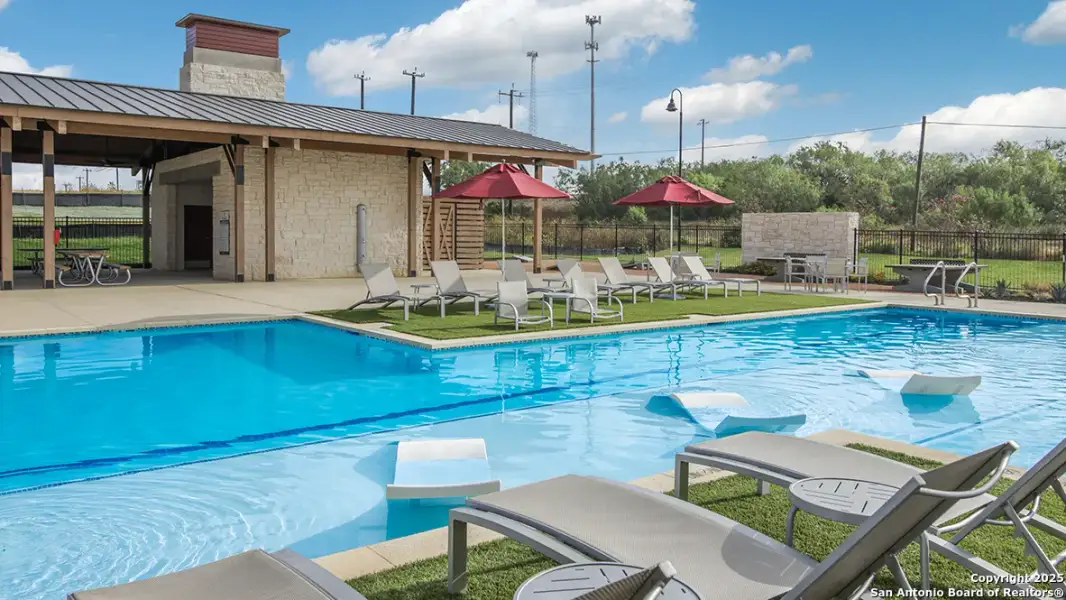 Community amenities in Applewood, San Antonio (Image 36).