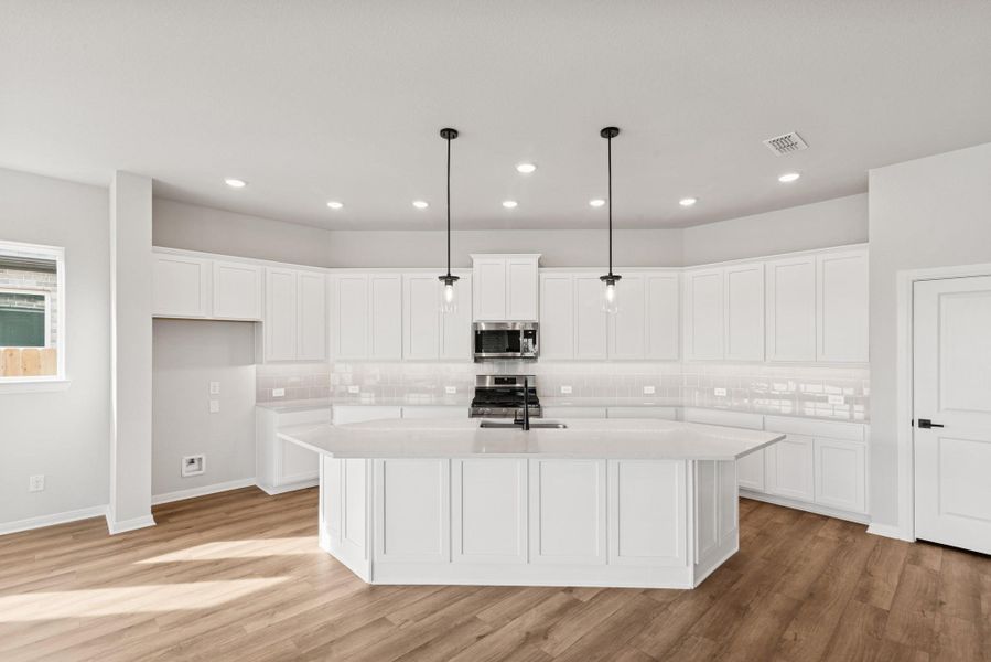 Furnished interior view inside a new home in Oakwood Estates, Waller (Image 6).