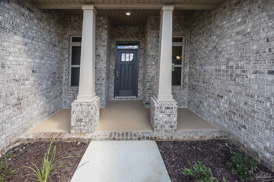 Image 24 of a home in Emmaline Gardens.