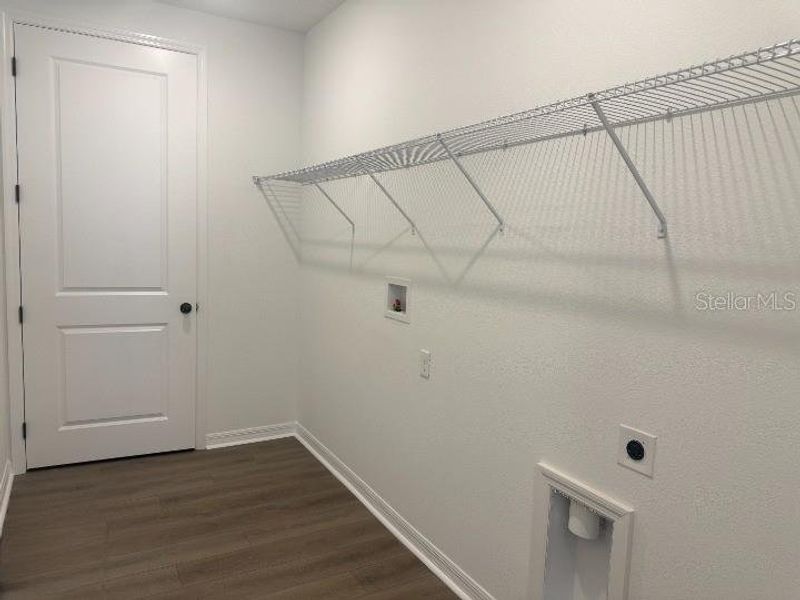 Spacious, unfurnished interior of a new home in Trailside, Mount Dora (Image 18).