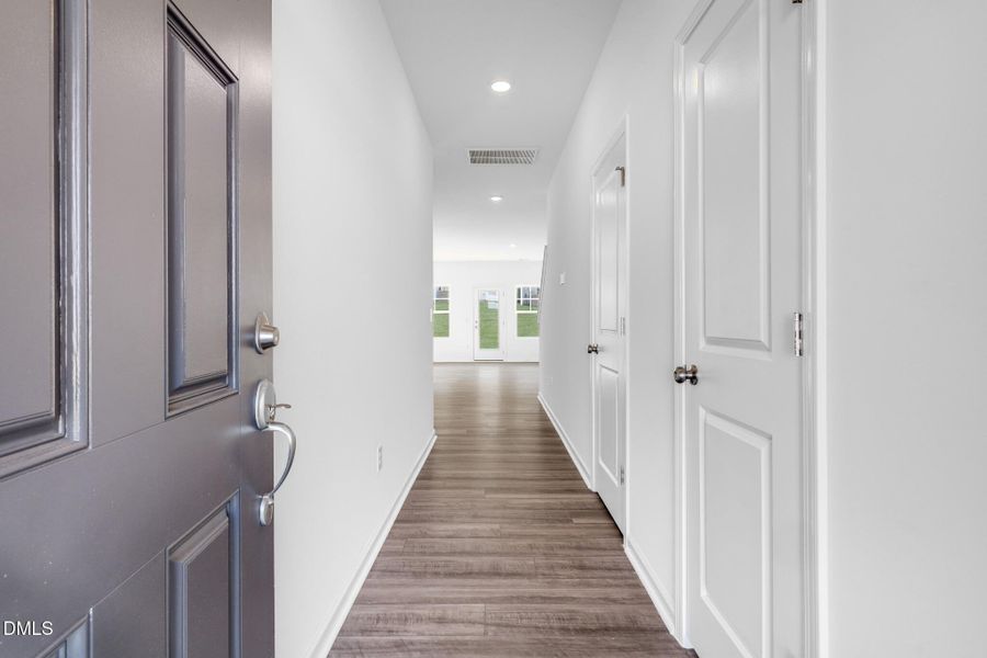 4_Entry_Hallway