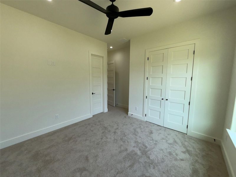 Spacious, unfurnished interior of a new home in , Livingston (Image 36).