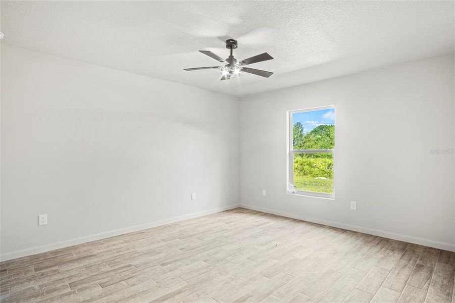 Spacious, unfurnished interior of a new home in , Okeechobee (Image 24).