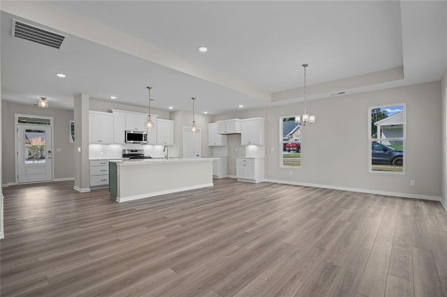 Spacious, unfurnished interior of a new home in Easton Park, Dallas (Image 19).