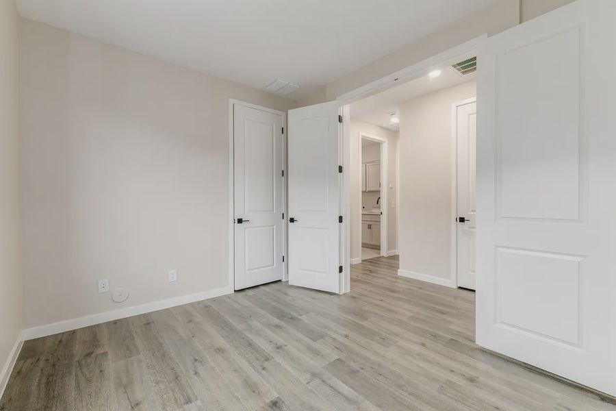 Spacious, unfurnished interior of a new home in Avanti at Granite Vista, Waddell (Image 25).