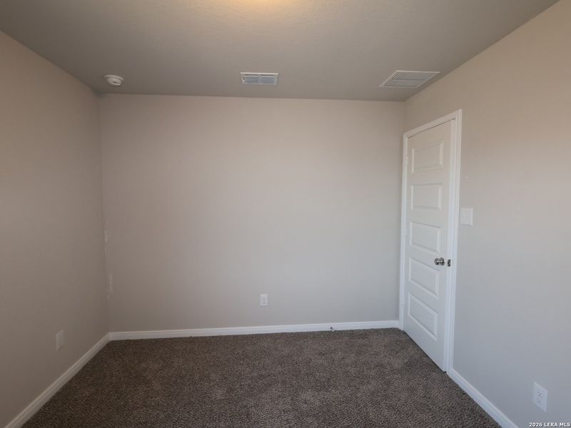 Spacious, unfurnished interior of a new home in Paloma Park, Converse (Image 26).