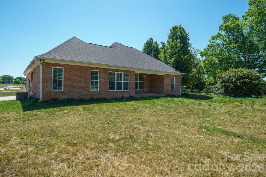 Exterior details and patio area of a home in , Kings Mountain (Image 21).
