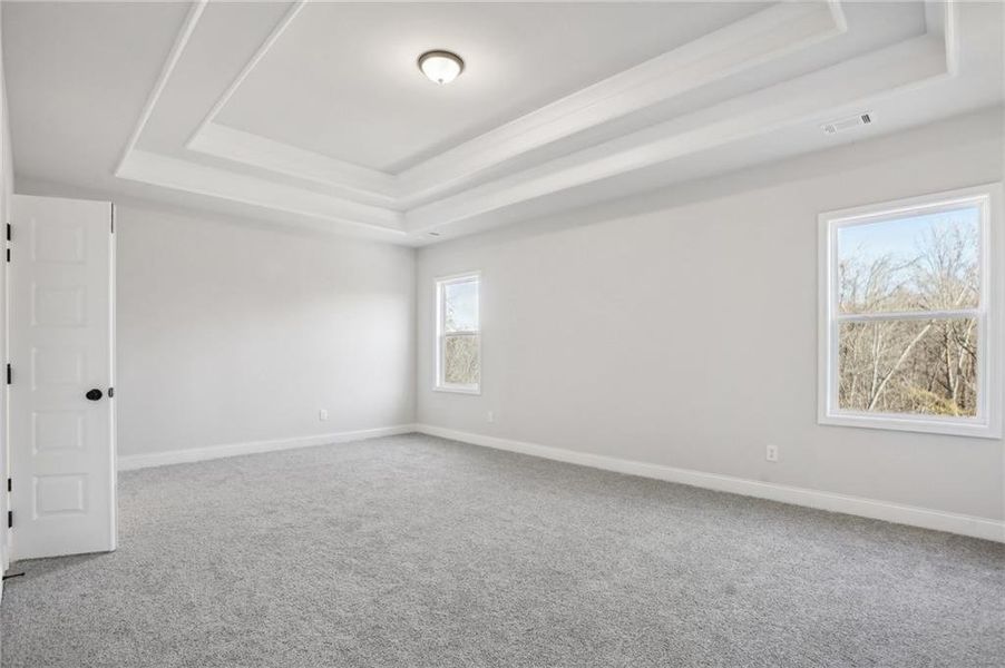 Spacious, unfurnished interior of a new home in Ponderosa Farms Reserve, Gainesville (Image 35).