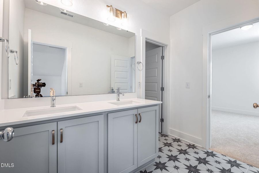 60-web-or-mls-8Y3A9276-Edit