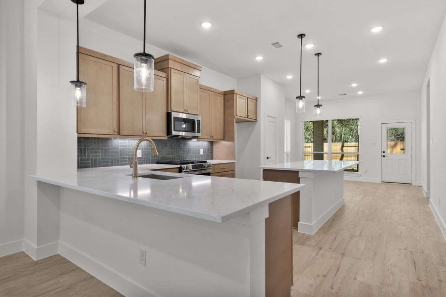 Furnished interior view inside a new home in The Woodlands Hills, Willis (Image 6). Furnished interior view inside a new home in The Woodlands Hills, Willis (Image 6).