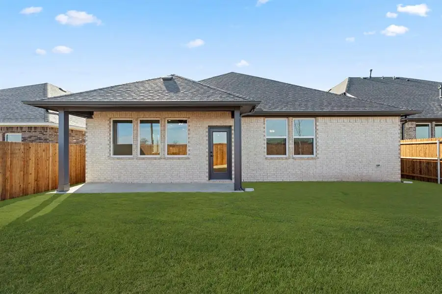 25_26. 2111 Rhodora - Back 25_26. 2111 Rhodora - Back