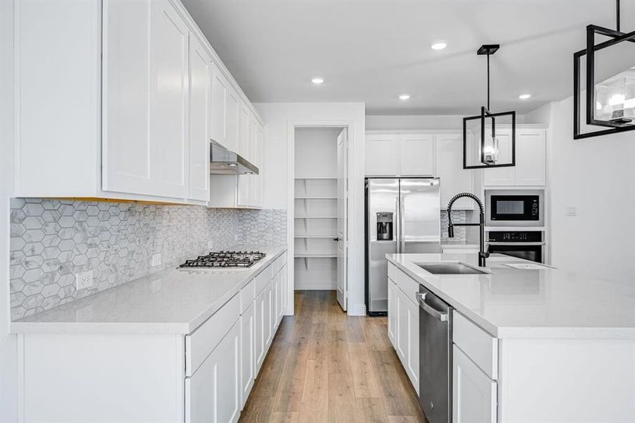 1017 Fallow Lane ~ Ready Now!