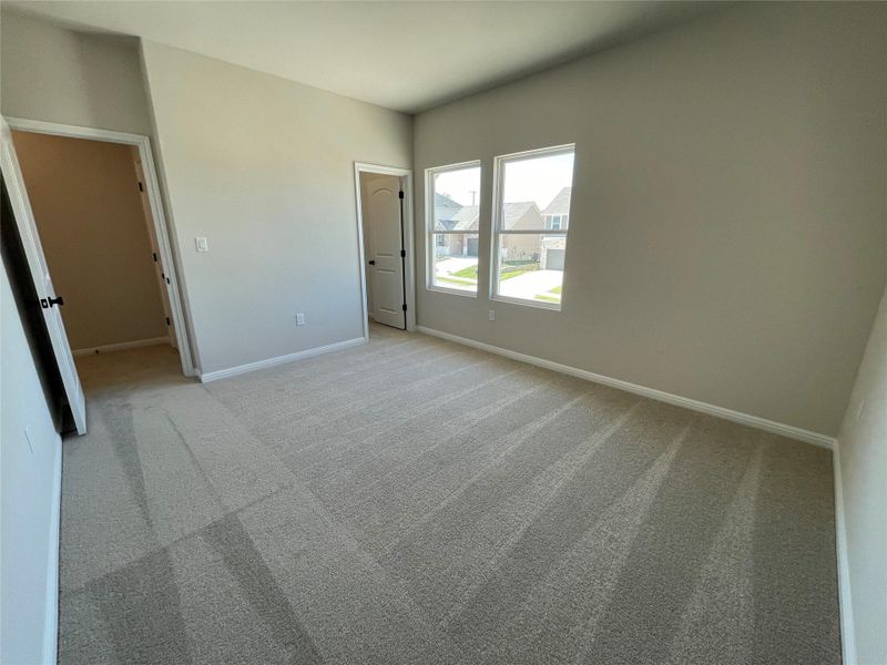 Spacious, unfurnished interior of a new home in Covered Bridge, Hutto (Image 18). Spacious, unfurnished interior of a new home in Covered Bridge, Hutto (Image 18).
