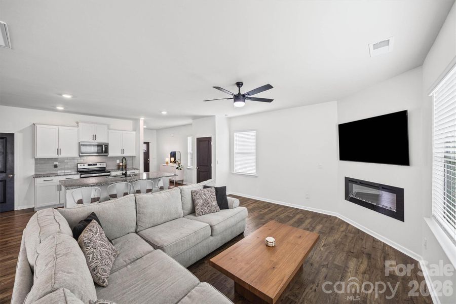 Furnished interior view inside a new home in Fergus Crossing, York (Image 18).