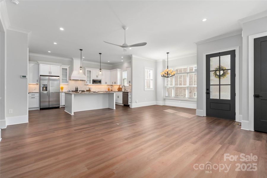 Main House Great Room, Dining Area and Kitchen
