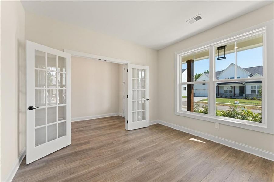Spacious, unfurnished interior of a new home in , Dallas (Image 22).