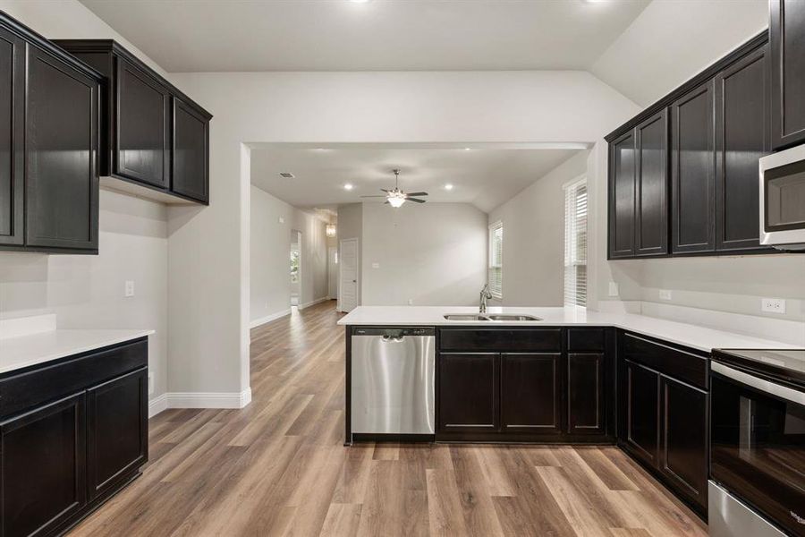 Counter-Cabinet space galore