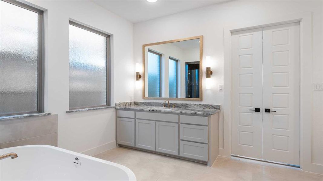 Furnished interior view inside a new home in Fields 50', Frisco (Image 10). Furnished interior view inside a new home in Fields 50', Frisco (Image 10).