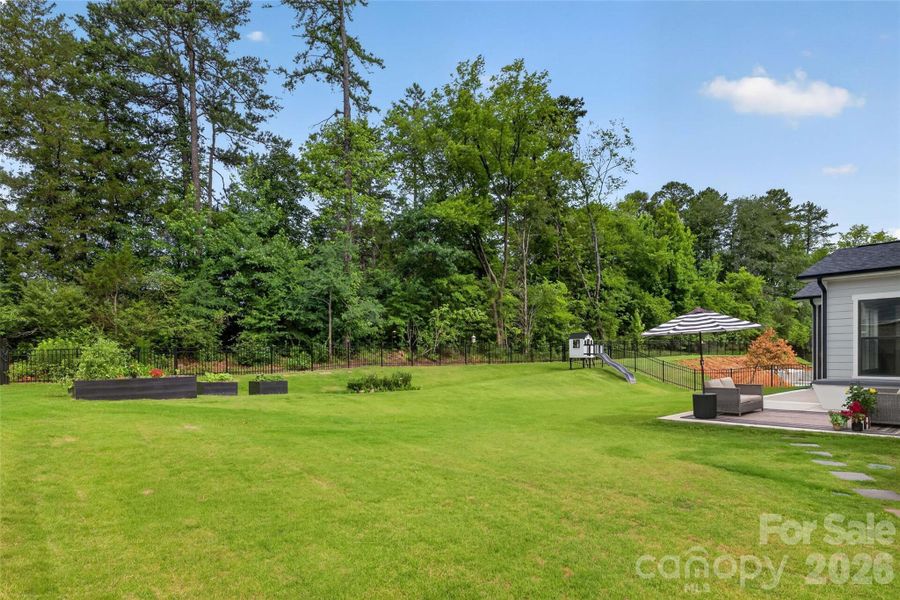 Image 34 of a home in .