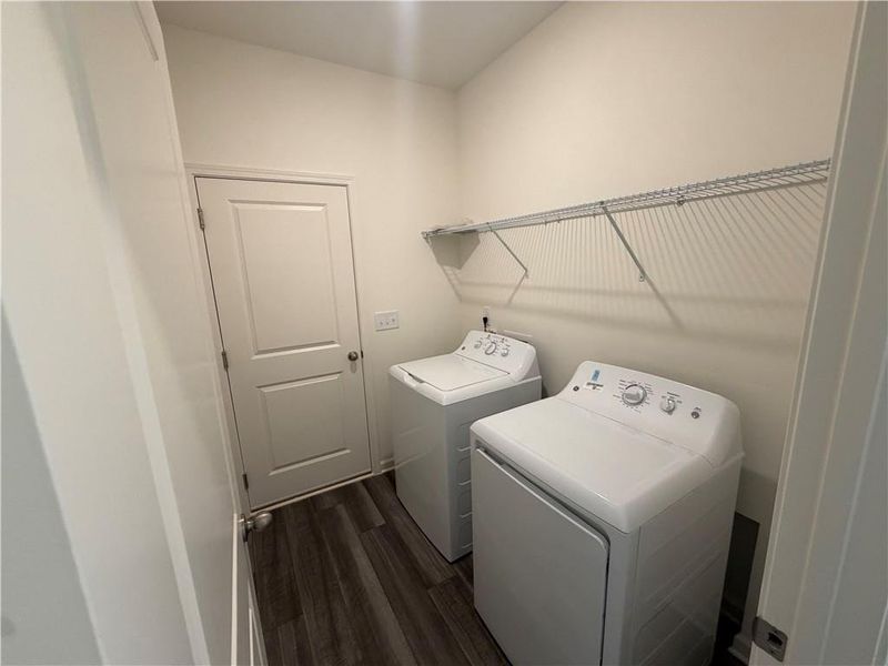 Furnished interior view inside a new home in Mt. Tabor Ridge, Dallas (Image 7).