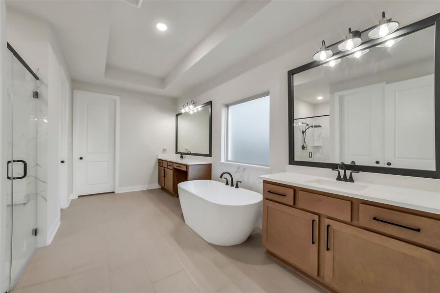 Furnished interior view inside a new home in Meridiana, Manvel (Image 33).