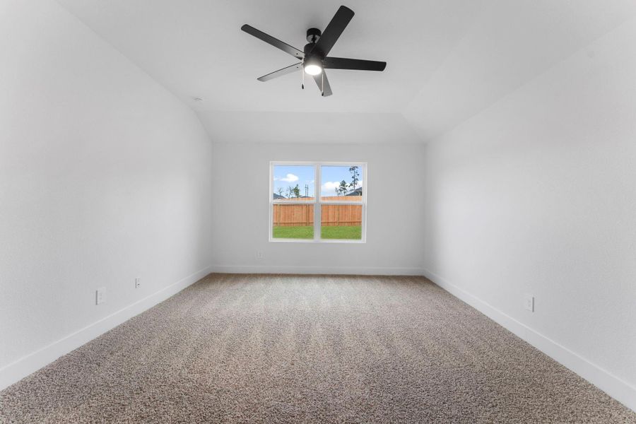 Spacious, unfurnished interior of a new home in Chapel Lakes, Montgomery (Image 31).