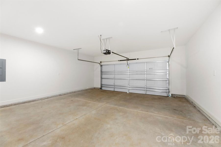 Spacious, unfurnished interior of a new home in , Statesville (Image 17).
